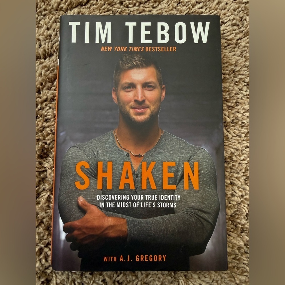 📘 Shaken (Hardcover) by Tim Tebow